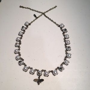 Bee Pearl Choker - Necklace